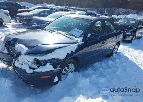 2005 Hyundai Elantra Gls/Gt from USA, damaged, VIN KMHDN46D95U944346